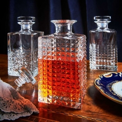 Luigi Bormioli Charme Karaff 0,75L