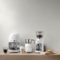 Smeg DCF02WHEU Drip Kaffemaskin Vit