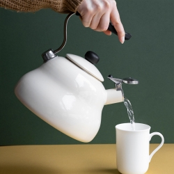 La Cafetière 2 L Vattenkokare Kräm
