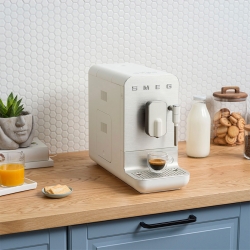 Smeg BCC12WHMEU espressomaskin vit
