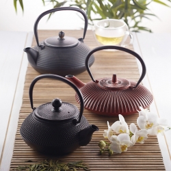 La Cafetière 0,6 L Tebryggare Svart och Österlandsk Thehus Chinese Spring 125g