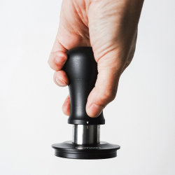 Normcore V5 Tamper med Fjäder & Titanbeläggning 53,3 mm Svart