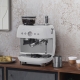 Smeg EGF03WHEU manuell espressomaskin inkl. kvarn vit