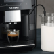 Siemens TP713R19 EQ700 Classic Piano Svart Espressomaskin Inkl. Mjölkbehållare Glas & Rigtig Kaffe Mixpaket 3kg Hela kaffebönor