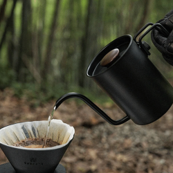 Hario Zebrang Dripkanna 0,3 L Rostfritt Stål & Valnöt