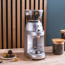 Smeg CGF02SSEU Kaffekvarn Stål