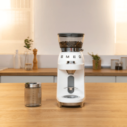 Smeg CGF03WHEU Kaffekvarn Vit