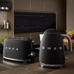 Smeg KLF03BLMEU Vattenkokare 1,7 L Matt Svart