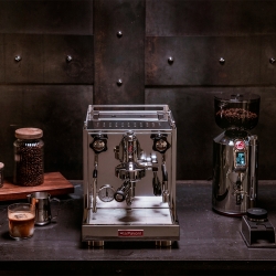 La Pavoni New Cellini Classic LPSCCS01EU Espressomaskin Inkl. Eureka Mignon Zero 65 Speedy Chrome Espressokvarn
